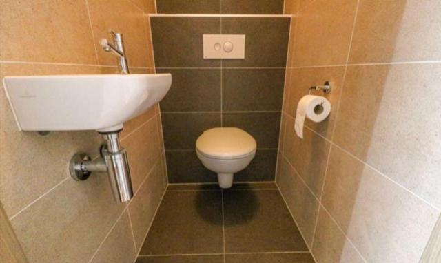 Spacious And Modern 3 Bedroom Near The Sea Appartement *
