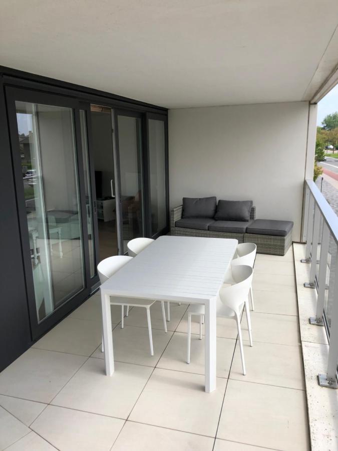 Spacious And Modern 3 Bedroom Near The Sea Appartement